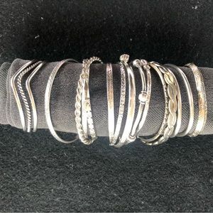 925 vintage sterling silver bangles. 14 Sold as a set.
